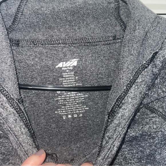 Avia Hoodie - Picture 2 of 6